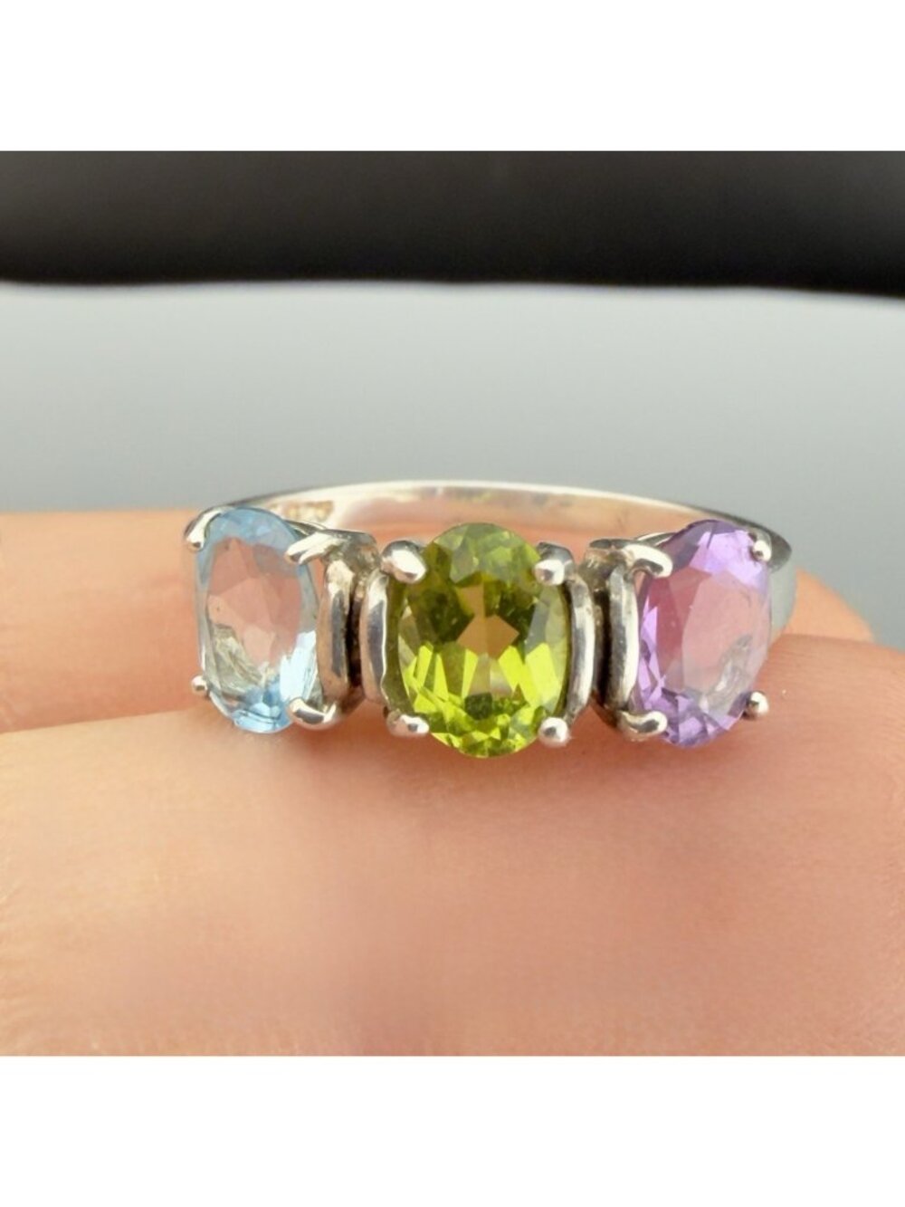 Sterling Silver Ring Triple Gemstone Oval Band 925 Size 9 Aqua Green Purple